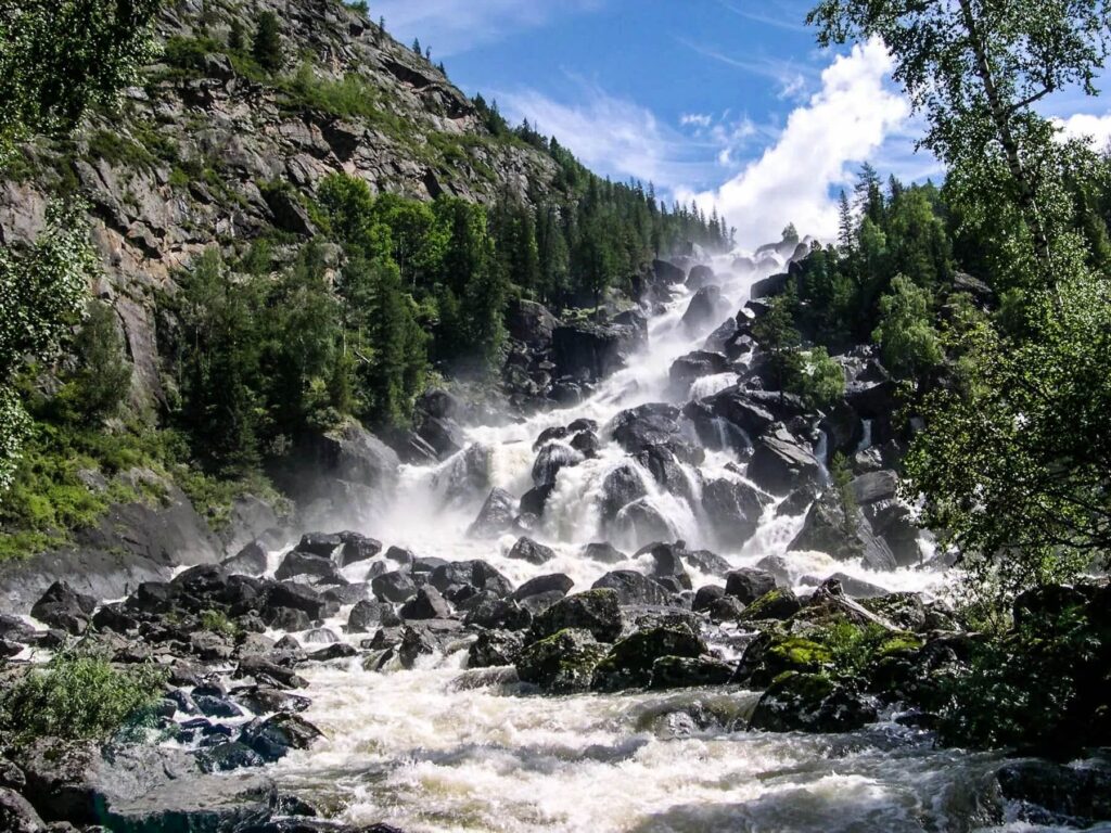 Индивидуальный тур на Алтайские водопады